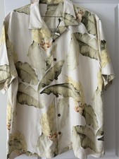 Tommy Bahama Men's Hawaiian Shirt Size XL, 100 Silk, Button-Down, Short Sleeve