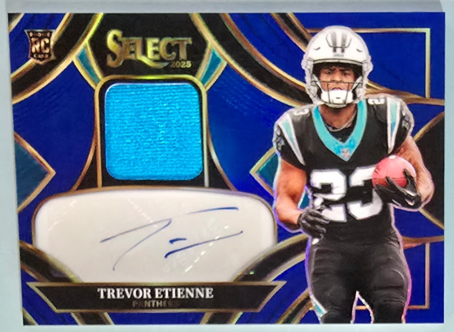 Trevor Etienne Panini Select Rookie Signature Memorabilia #RSMPTEE Blue
