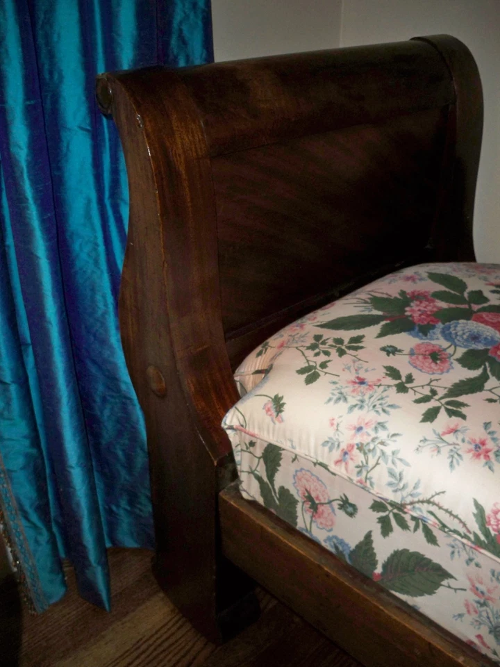 Antigua cama de día trineo Louis Phillipe Foto 3 de 4
