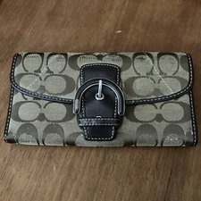 COACH Soho Signature Logo Buckle Slim Envelope Wallet Brown Beige Clutch