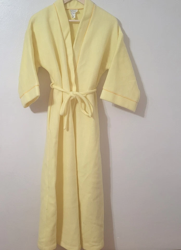 Bata De Colección Para Mujer Talla Mediana Acrilan Polar Años 70 80 Ama de Casa Abrigo Kaftan  Foto 2 de 4
