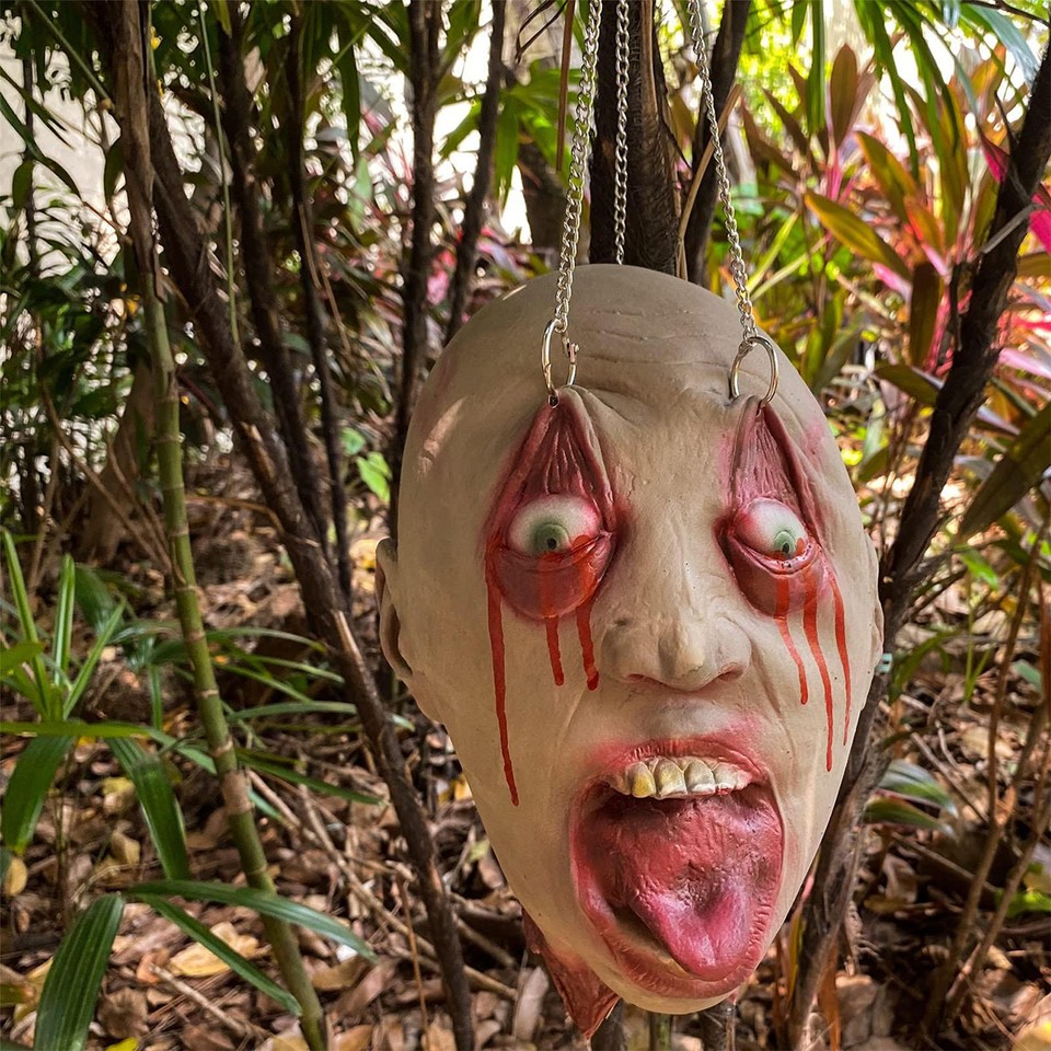 Hanging Severed Head Latex Life Size Gory Halloween Prop Hanging