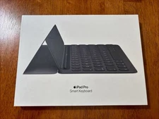 Apple Smart Keyboard for Apple iPad 10.5" - Charcoal Gray, EXCELLENT CONDITION