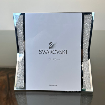 SWAROVSKI Crystalline クリスタルフォトフレーム Amazon.com - Swarovski SW5136904 Crystalline Picture Frame