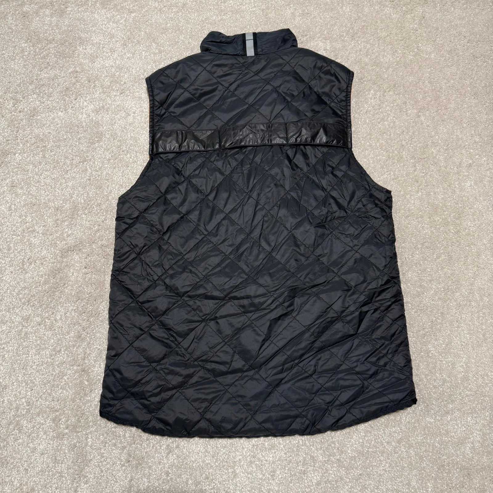 Chrome Industries Reversible Vest Men's Medium Black Quilted Cycling Full Zip image 2