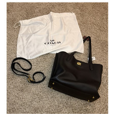 Coach Willow Tote Black Pebbled with Turn Loc...