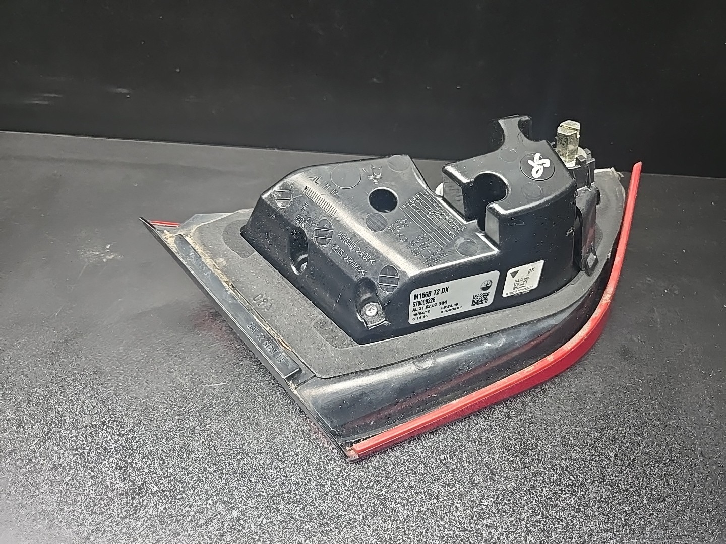 2014-2017 MASERATI QUATTROPORTE RIGHT PASS REAR INNER TAILLIGHT LAMP OEM