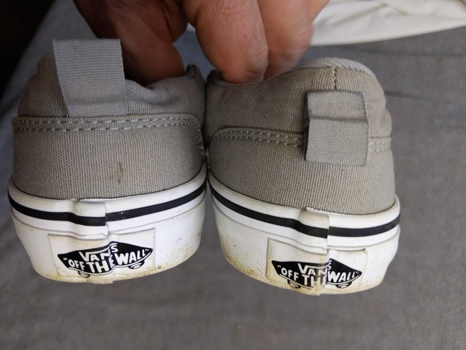 Vans Zapatos Mujer Talla 4 Gris Sin Cordones Girasol Bordado Floral Lona Informal Foto 3 de 4