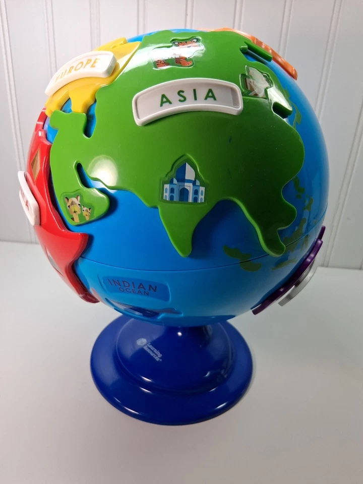 Children's learning Resources World Globe Puzzle great condition no original box - Image 3 of 4