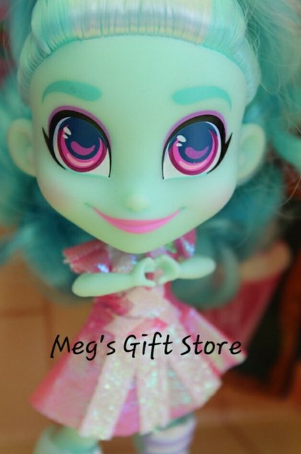 super neila hairdorables