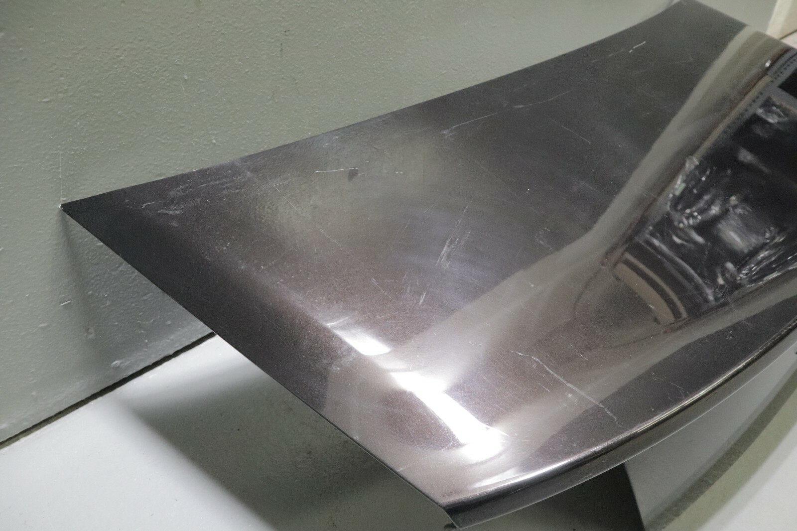 Aston Martin V8 Vantage Roadster Convertible Trunk Lid 2009 - 2016 OEM