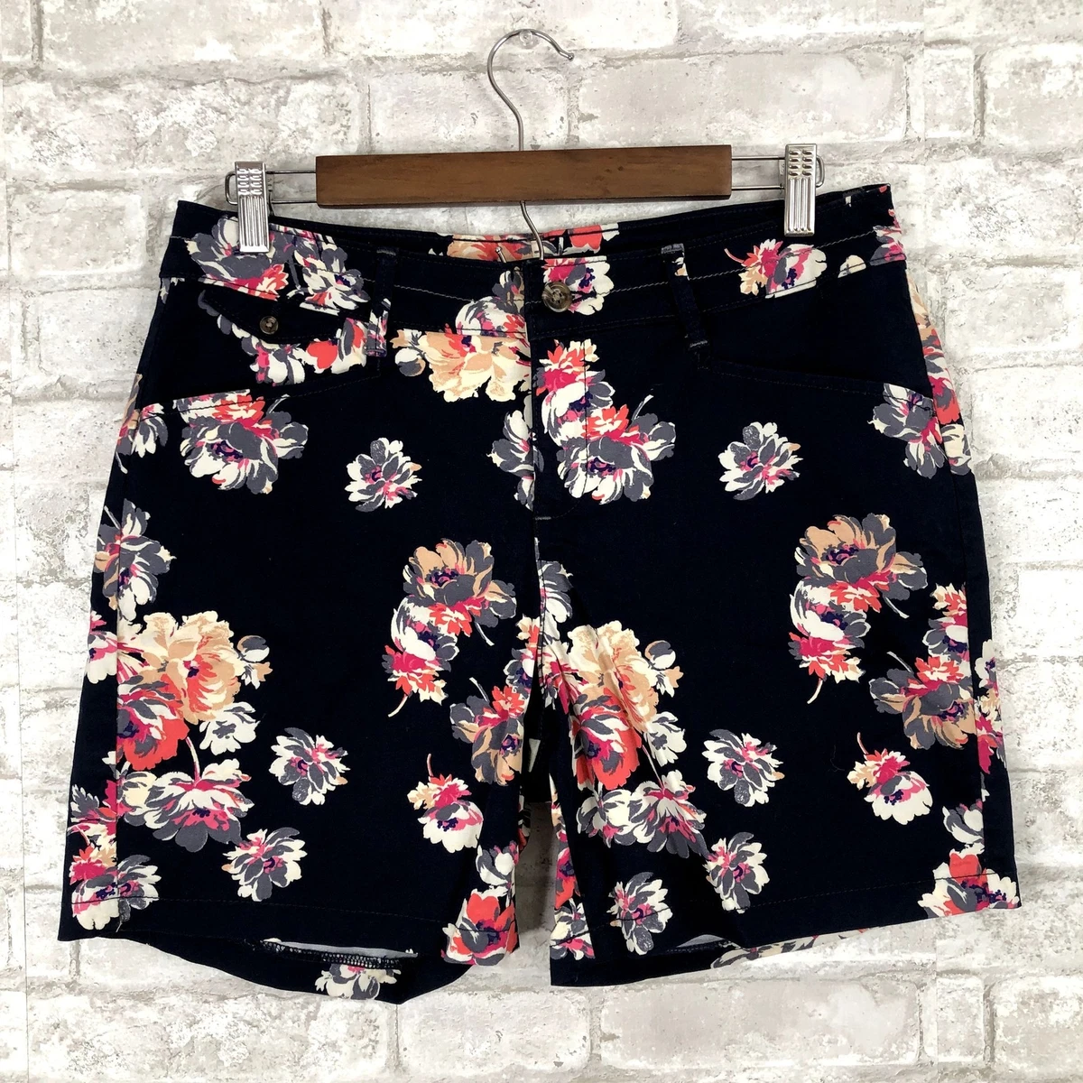 Lee mid store rise shorts 1889