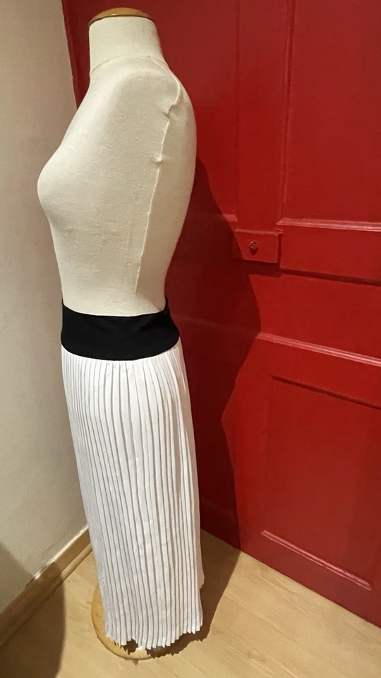 🌷Jupe Agnès B Neuve (360 Euros) 🌷 - Photo 2/4