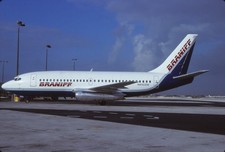 Dia N4502W Boeing 737-247 Braniff 12/1987 35mm gerahmt OP-L11-44