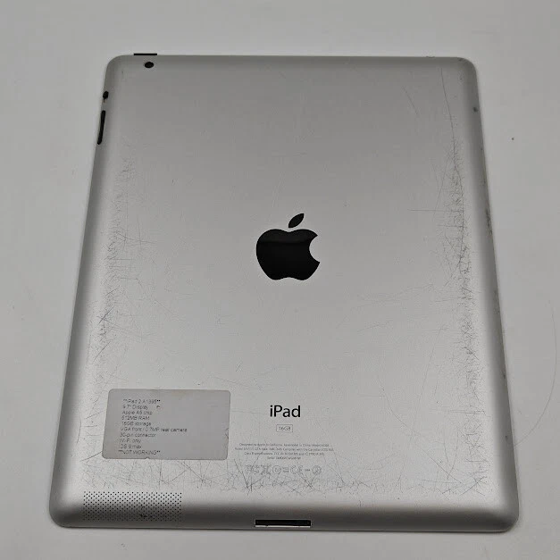 Apple iPad 2 A1395 - 16GB, Not Working, Cracked Screen - Image 3 of 4