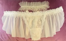 BRIDAL THONG WITH DERRI RE VEIL  MATCHING LEG GARTER NWOT