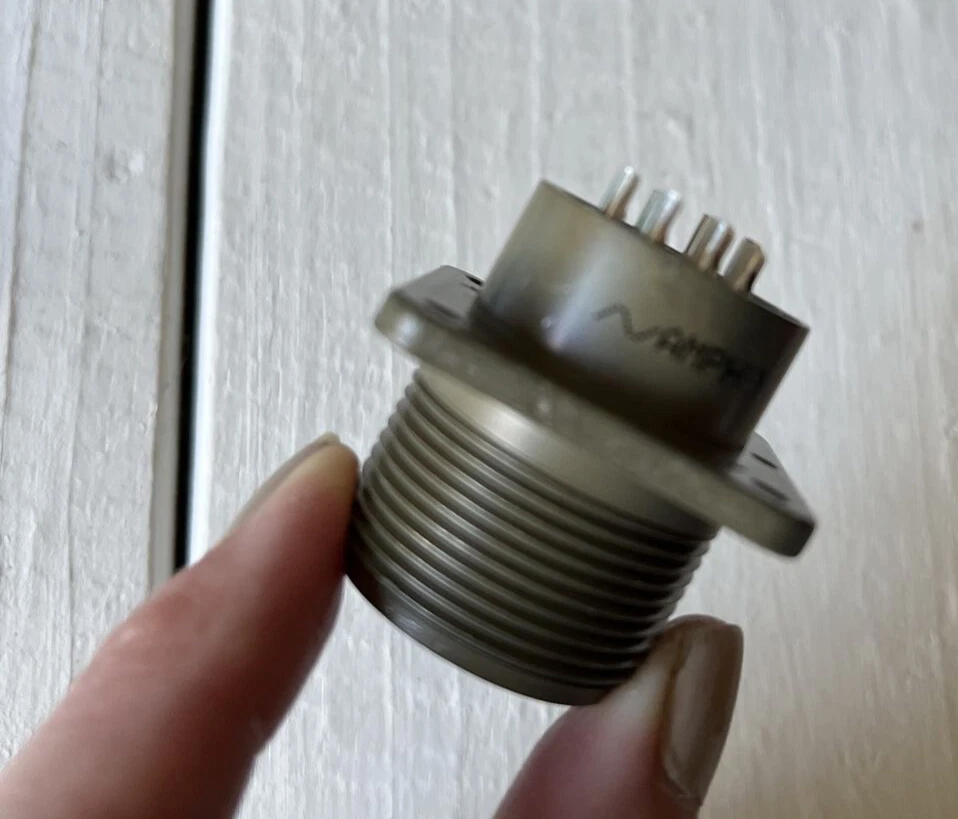 AMPHENOL 97-3102A-18-1S Circular Connector  Straight Plug 10 Contact NEWOLDSTOCK - Image 4 of 4