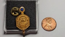 NSBA DISTINGUISHED SERVICE NSBA AWARD PIN PINBACK