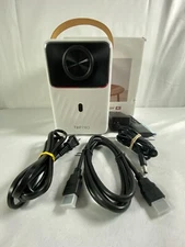 Toptro B1 White Portable HDMI Standard Battery Video Projector