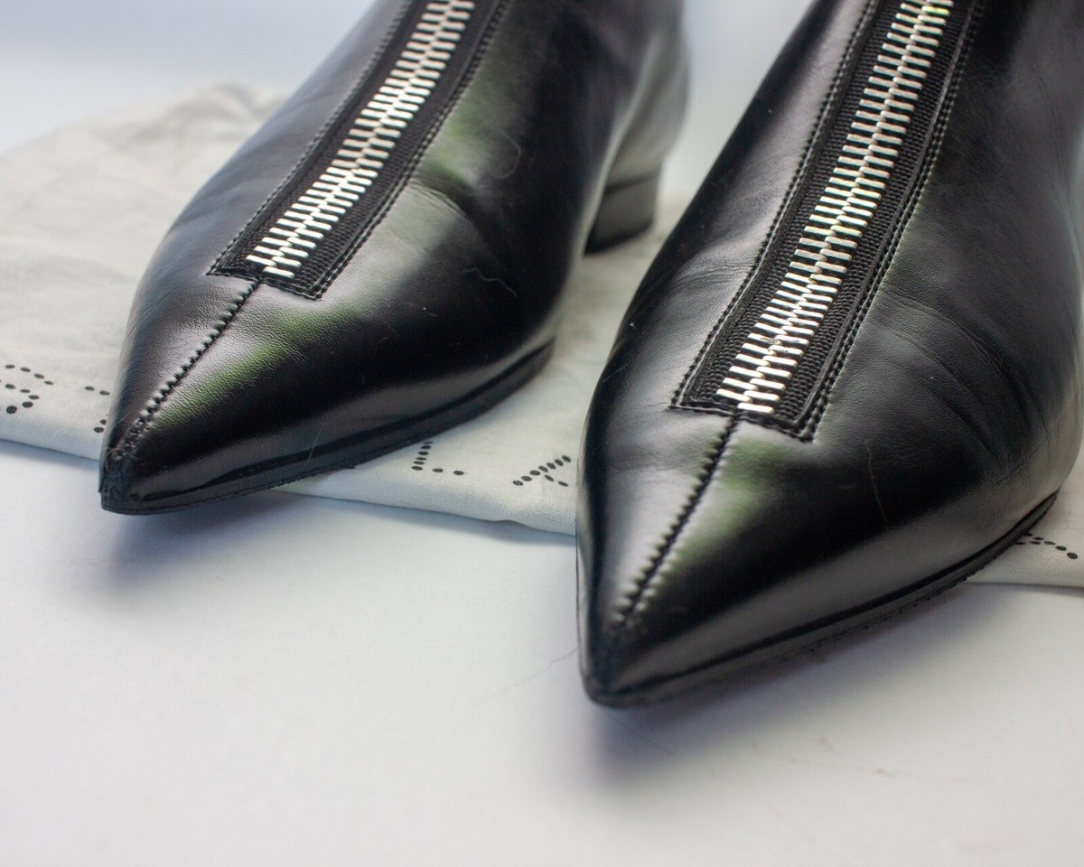 859$ Stella McCartney Zipit Vegetarian Leather Ankle Boots 859$ Stella McCartney Zipit Vegetarian Leather Ankle Boots