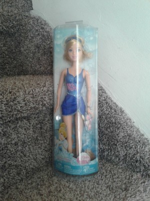 Кукла mattel Disney Принцесса на пляже x9386 (746775179632)