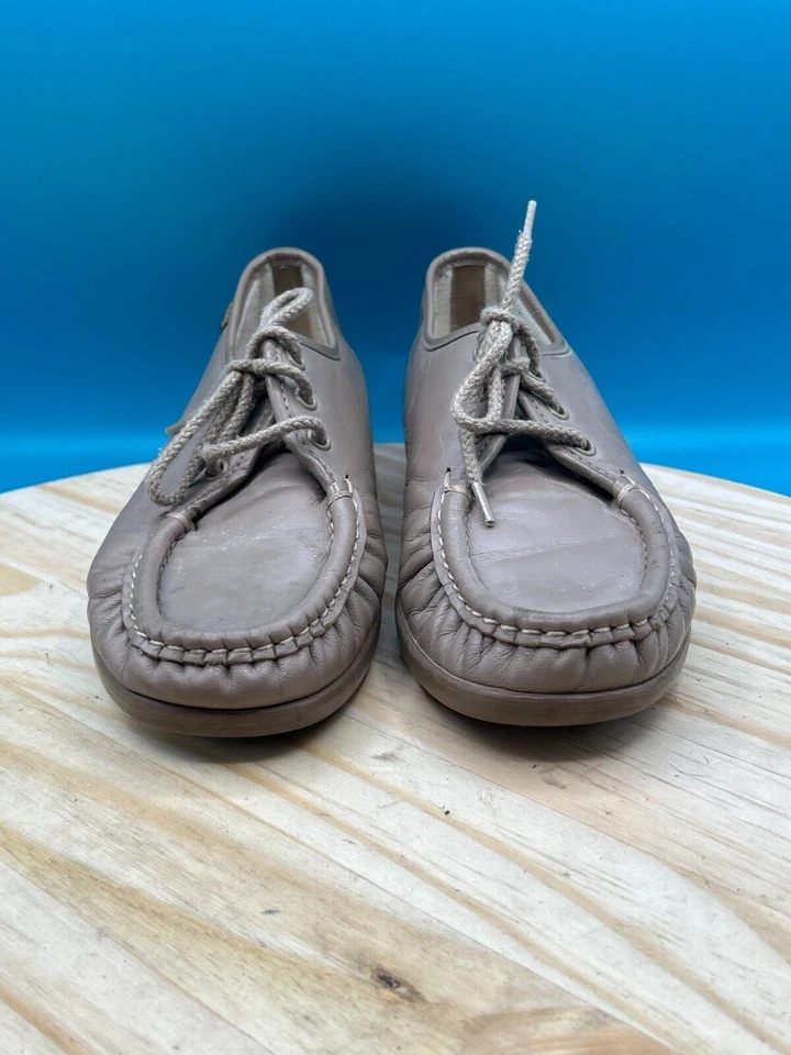 SAS Siesta Moccasin Flats Womens Size 8 M Beige Tan Leather Lace Up Comfort - Image 2 of 4