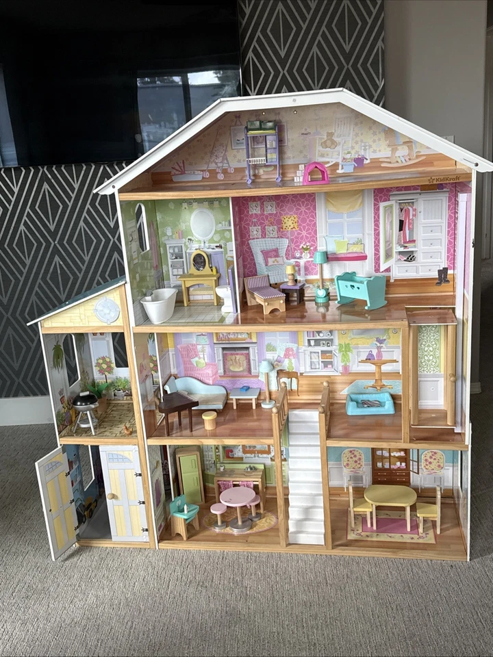 Wooden Dollhouse with Accessories - Image 2 of 4