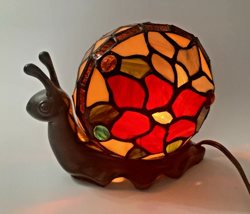 Vintage Tiffany Style Stained Glass Snail Accent Table Lamp Night Light Works ✅