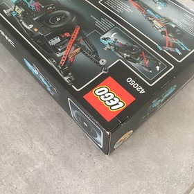 LEGO TECHNIC 42050: Drag Racer