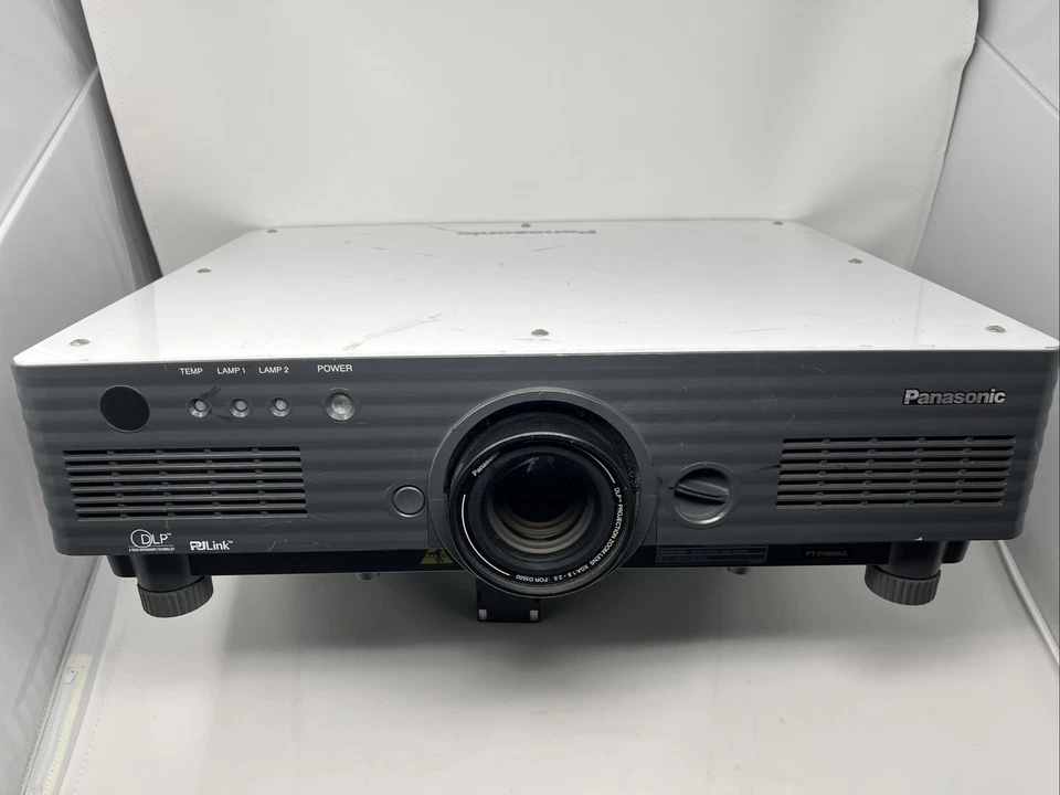 Panasonic PT-D5600 D5600U D5600UL 5000 Lumens XGA HD DLP Projector **READ** - Image 1 of 4