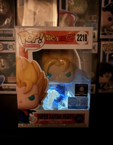 Funko Pop! Dragon Ball Z Super Saiyan Vegito #2218 Chalice Glow Chase