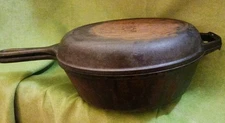 Lodge Combo Cooker 3.2qt. Used 10.25" Wide Black Cast Iron LCC3 Needs Care