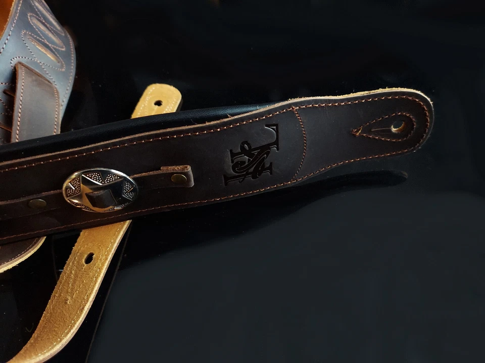 Iconic Premium Conchos 3.25" Wide Leather Padded Brown Guitar or Bass Strap - Image 4 of 4