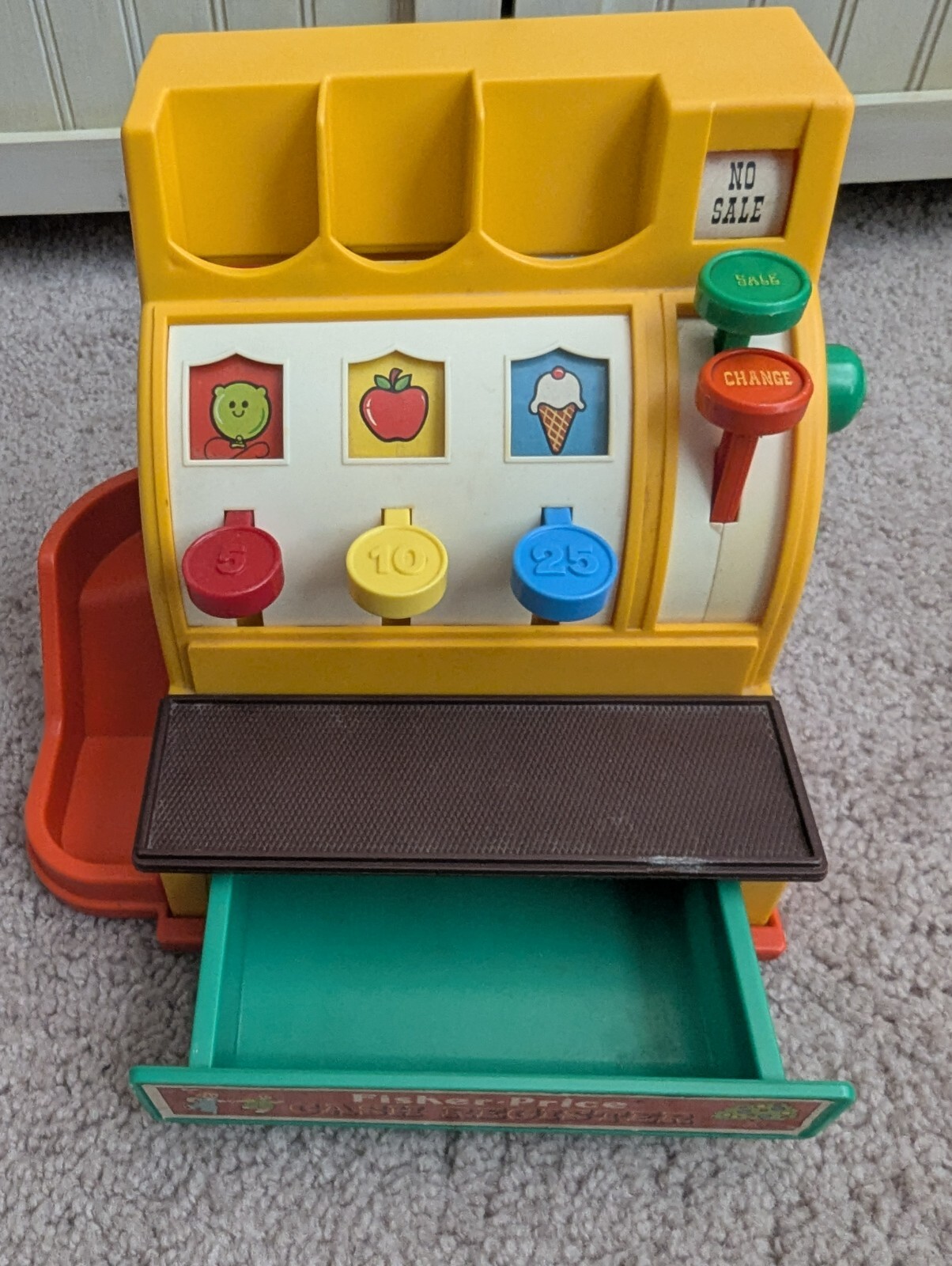 как выглядит Vintage Fisher-Price Cash Register 926 with Four Coins Working Bell 1974 фото