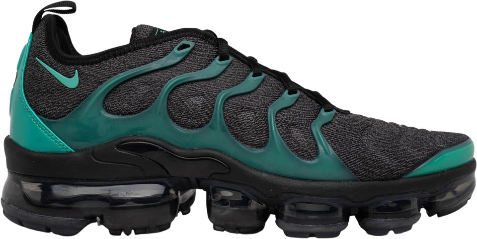 vapormax plus eagles