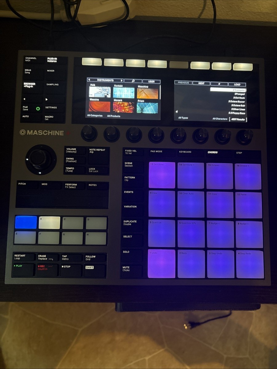 美品 Native Instruments MASCHINE Plus付属品多数 Amazon.com: Native Instruments Maschine+ Standalone
