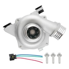 Pompe à eau BMW 545