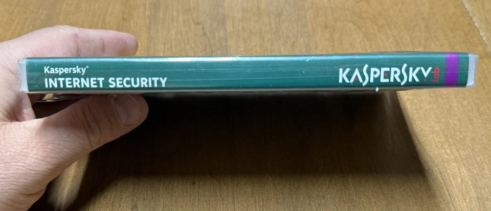 Kaspers Internet Security Premium Protection 3 Devices 2014 Sealed MAC iOS & - Image 2 of 4