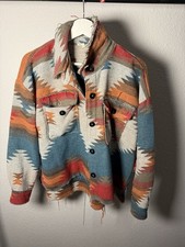 la miel Southwest Aztec Tribal Print Shacket Jacket Womens Size Small Distressed
