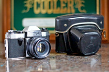 Hanimex Praktica nova 1B With Caranar 35mm F:2.8 Lens. READ.