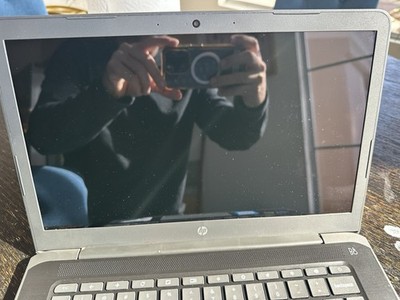 HP Chromebook Touchscreen 14-ca061dx Celeron 1.1GHz 4GB RAM 32GB