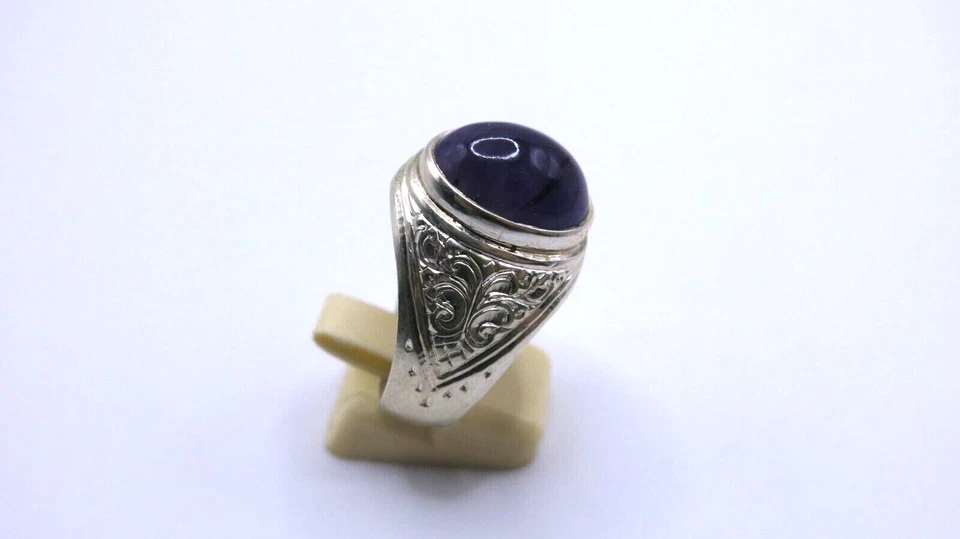 Men's Mid-Century Sterling Silver Amethyst Ring – Oval Bezel Set, Size 13 - Image 4 of 4