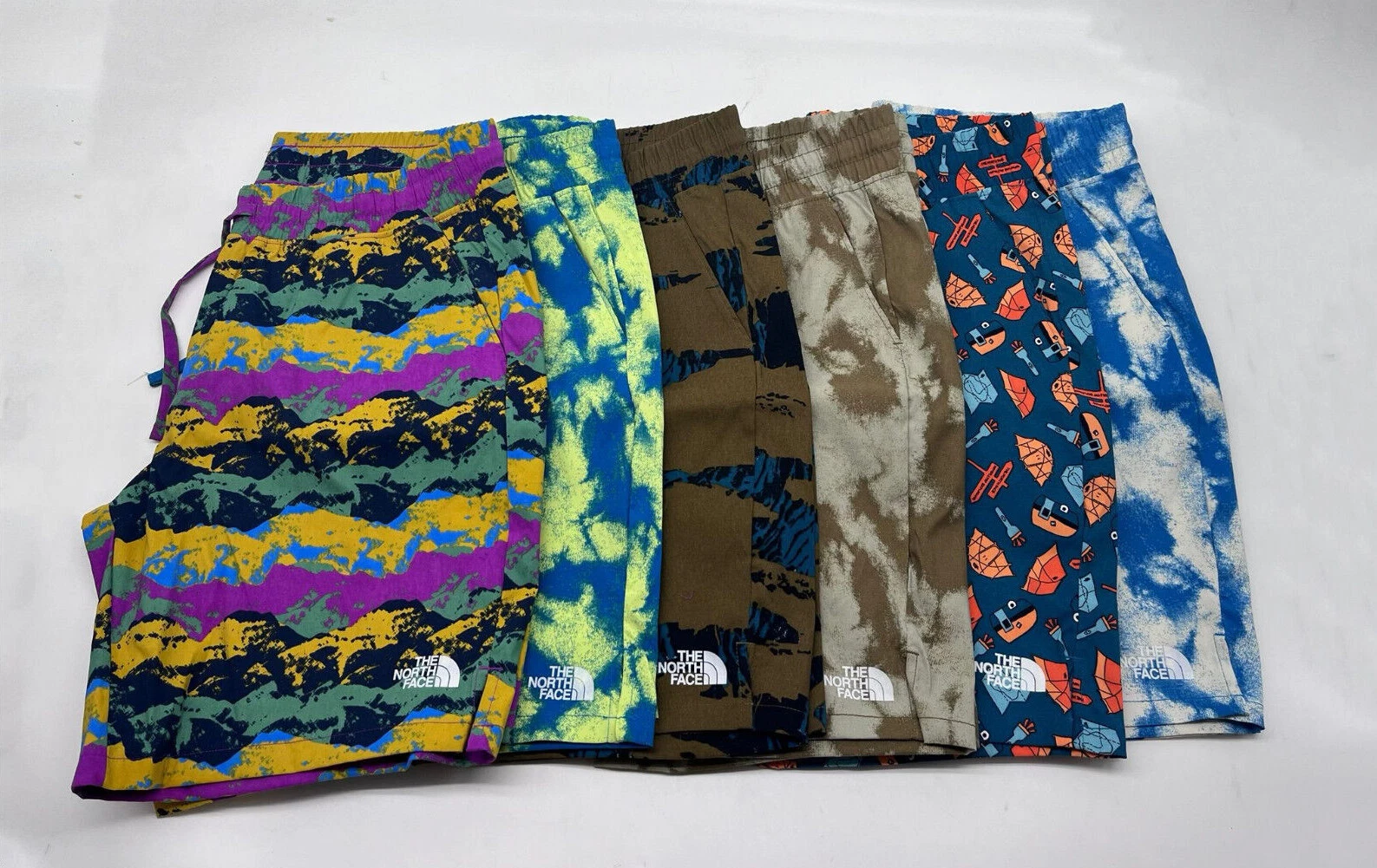 The North Face Men’s Class V Pull-On Shorts – 3272
Opens in a new window or tab