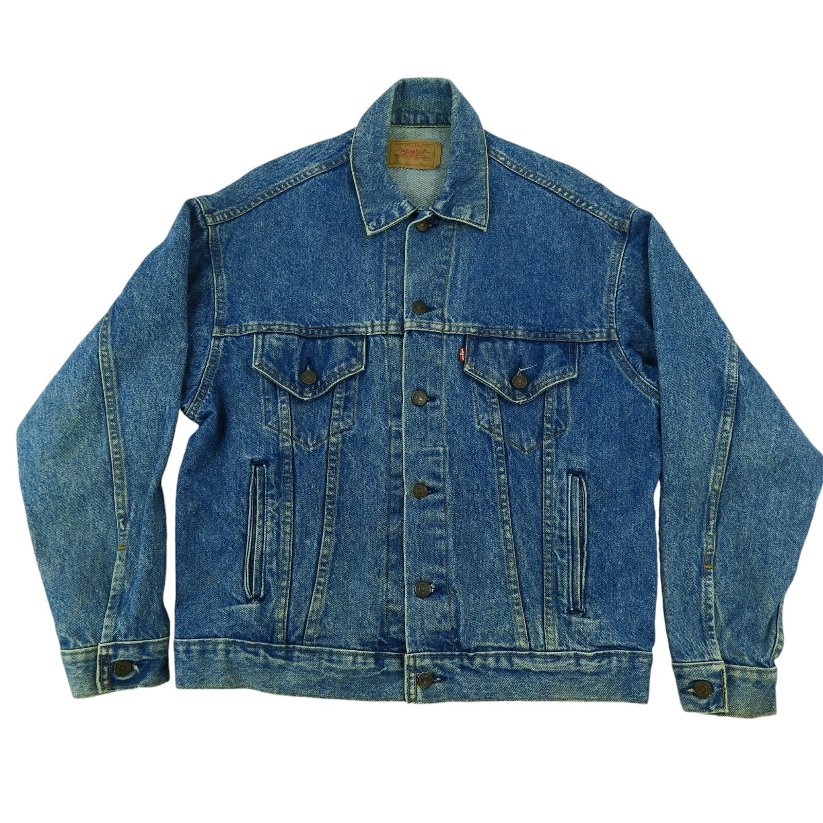 VINTAGE LEVI’S Men’s Size Medium Denim Trucker Jacket Style 70507 0214 Red Tab
