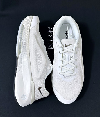 Nike Women's Versair Premium 'Summit White Metallic Silver' FQ7213-101 SZ.8 NWOB
