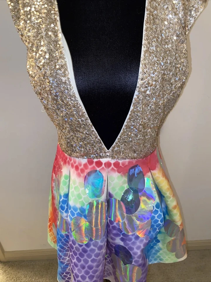 Miss Avenue M/L Mini Vestido de Fiesta Disfraz de Sirena Multicolor Cuello en V Dorado Lentejuelas Foto 4 de 4