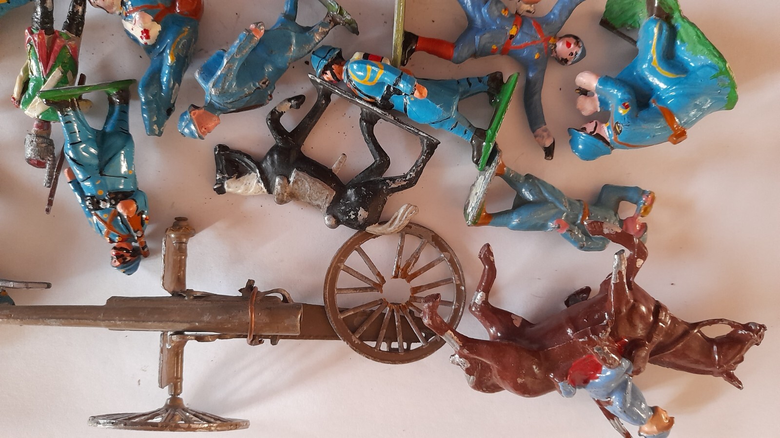 Jouet Ancien Figurines Quiralu Indiens