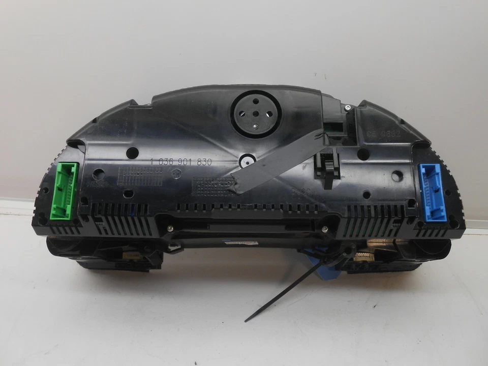 2007 AUDI A4 СПИДОМЕТР КЛАСТЕР БЕЗ НАВИГАЦИИ 8E0920951G IC 51119 SE0056 - Изображение 2 из 4