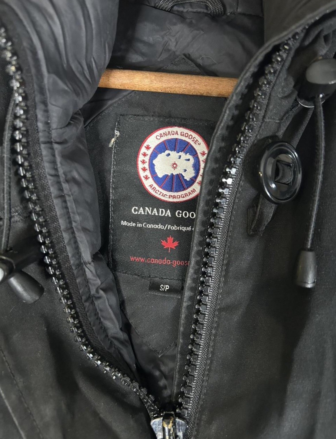 Authentic Men's CANADA GOOSE Chilliwack Black Down Puffer Bomber Jacket Size S image 6