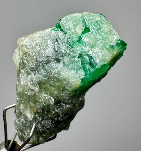 19 Karat voll abgeschlossen Top grüne Klatsche Smaragd Kristall auf Matrix @PAKISTAN - Bild 10 von 11